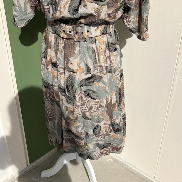 Vintage 80s Geometric Leaf Print Safari Dress - Picture 3 of 8